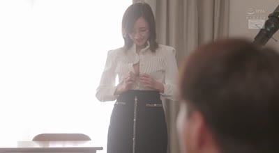 CJOD-486-与裸模老师的一对一不伦授课-JULIA