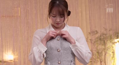 MIDA-222揉捏高潮的欧派性感精油按摩滑熘发光大绝顶-宫地莉央