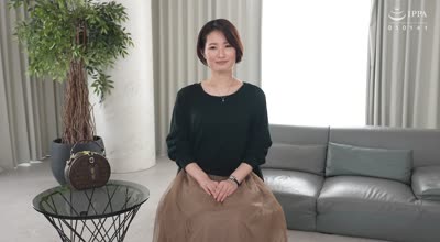 JRZE-263首次拍摄已婚妇女-宫下まどか