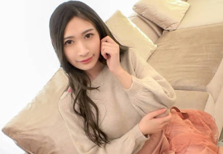 SIRO-4378纤细触感的手指伸出的美脚某音乐大学的美女演奏的淫乱交响曲是