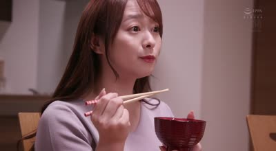 pfes-006人妻OL的绝对领域对部长言听计从的社内羞耻-白石茉莉奈