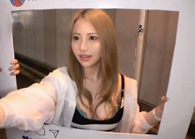 200gana-2484关于性坦诚告白的金发美女只要能触动她的那个点甚至可以直接SEX