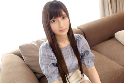 SIRO-4512原偶像超可爱看板娘在镜头前展现身材的原偶像露出了不能让粉丝看到的卑猥表情