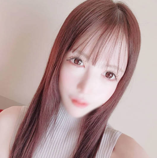 FC2PPV-4634285 现任赛车皇后