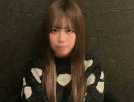 FC2PPV-4641432 E罩杯少女展现模特级脸