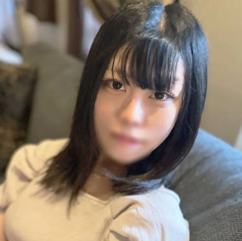 FC2PPV-4621974 某知名大学四年级学生