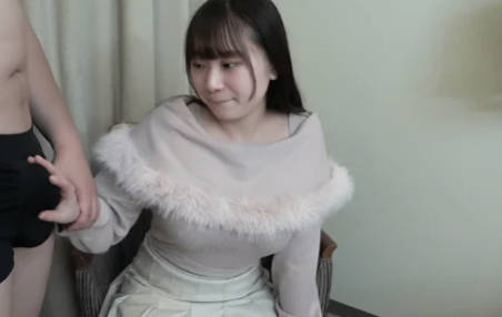 FC2PPV-4607085 小穴粉嫩学生妹