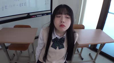 neco-003授乳手コキ委员会へようこそ！Gカップ押しに弱い美少女が搾乳に目覚めた日 真白ふわり