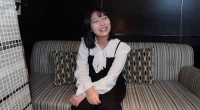 FC2PPV-4584825在唿叫中心工作的G罩杯整洁女人