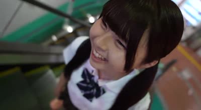 FC2PPV-4576889刚成年18岁天使初次潮吹与口内射精