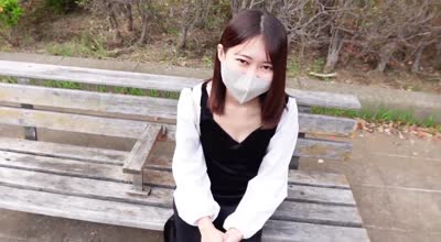 FC2PPV-4225494寻找一位与她有相同契合度或感觉的男人