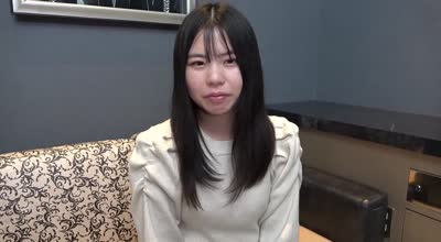 FC2PPV-4235491黑发美女莲华酱