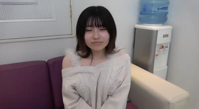 FC2PPV-4129971一个月前高中毕业