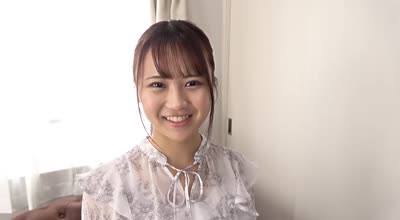 FC2PPV-3982659如同小动物般可爱的外表