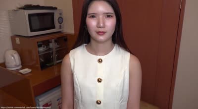 FC2PPV-4751440美腿高挑纤细美少女