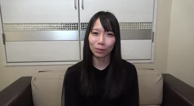 FC2PPV-3304050我带了一个苗条的女人回家把她当作玩具