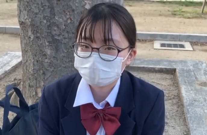 FC2PPV-3338623文艺处女