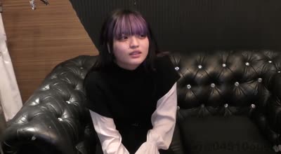 FC2PPV-3273559这位18岁的阴郁处女即将踏入大学