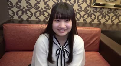 FC2PPV-3270070清纯无邪外表的黑发18岁少女