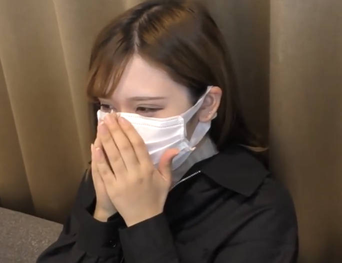 FC2PPV-3249840拥有巨乳I罩杯的模特