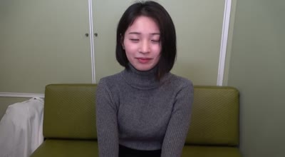 FC2PPV-3184504天真而严肃的美女