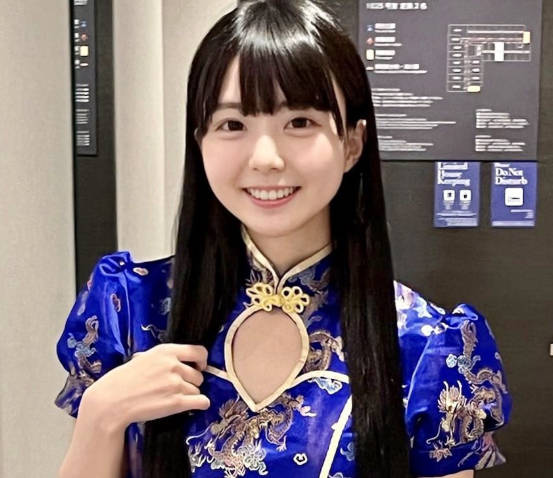 FC2PPV-3200292清纯学生为了买手机而拍片