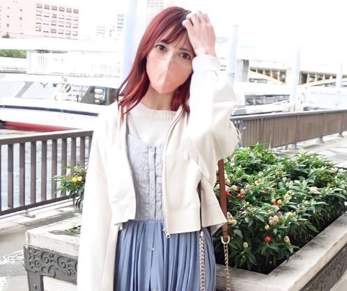 FC2PPV-3127344身材苗条的模特妹子被我内射了两次