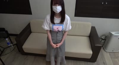 FC2PPV-2207180身高155厘米的美女学生