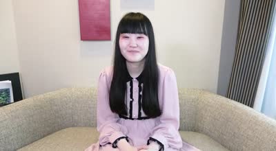 FC2PPV-1900173小胸的女孩