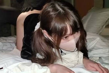 FC2PPV-1795998我被一个长相可爱的女孩挑逗