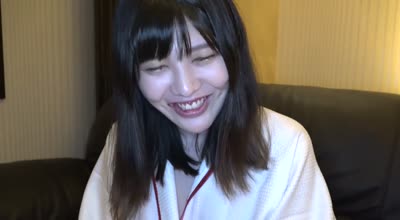 FC2PPV-1552855高挑优雅的少女