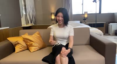 FC2PPV-4821059今天很危险但请射在我里面