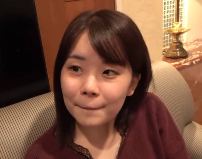 FC2PPV-1543511直到四月才毕业的高中生