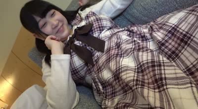 FC2PPV-1425172可爱脸蛋的OL