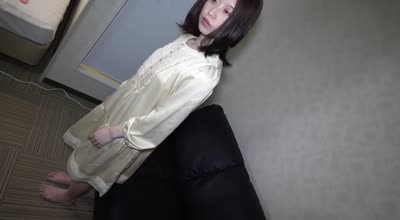 FC2PPV-1304781曾在艺术之都法国留学优雅内敛的女孩