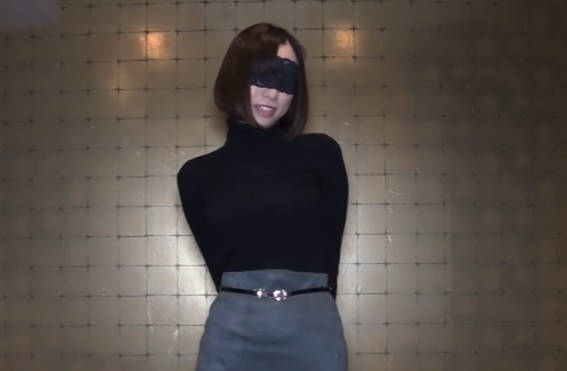 FC2PPV-1231263住在附近的开朗<span style="color: #ff5b82">妈</span><span style="color: #ff5b82">妈</span>被一根大肉棒彻底击败