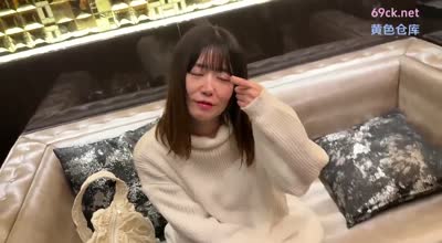 FC2PPV-4842720身材丰满的妻子被丈夫介绍给情人