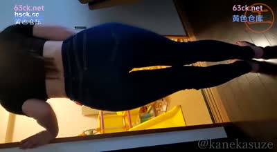 fc2ppv-3113367苗条年轻人妻在孩子的房间里被一个男人<span style="color: #ff5b82">强</span><span style="color: #ff5b82">奸</span>