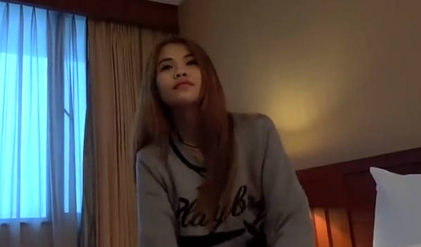 FC2PPV-1044452生命中如此热爱性爱的<span style="color: #ff5b82">熟</span><span style="color: #ff5b82">女</span>