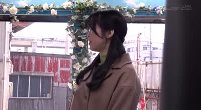 sdmm-199マジックミラー号 「コンセプトエステで疲れた心と体を癒しませんか？」执事风のエステティシャンにお嬢様扱いされ少女のようにときめき不伦SEX！