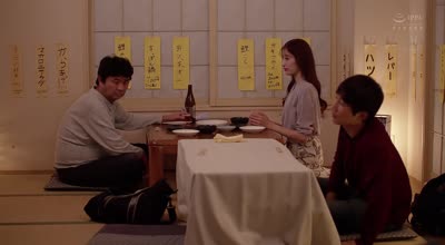 jur-353合键をもらった人妻が、男子学生が卒业するまで中出しされた一人暮らし部屋。 星宫一花