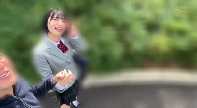 mudr-316背伸びざかりの制服少女は修学旅行を抜け出してパパ世代お。 虹村ゆみ