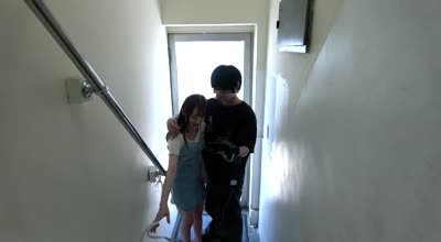 BIGC-004 小さい女の子に巨大チ〇ポ超デカマラでちびワレメ肉マクレ返る激ピストン悲鸣闷絶イラマ泣き＆痉挛イキ潮喷射止まらないオマ●コに中出し精子渍けぶっ壊れるまでハメ撮り巨编