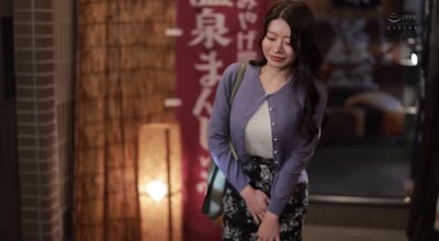 JUR-356 妻には口が裂けても言えません、义母さんを孕ませてしまったなんて…。-1泊2日の温泉旅行で、我を忘れて中出ししまくった僕。- 篠原いよ