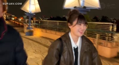 MAAN-1070 エロい动作や仕草が大バズリ！美少女顔のエロ天使降临！モチモチの美白肌は繊细で超敏感！开発済みの激弱おまん●こに指をねじ込まれガクガク絶顶！イキ潮大量スプラッシュ！！メイドにポリス、コスプレ中出し2连発【なまハメT☆kTok】【nano】