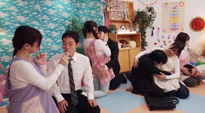 OFSD-022 童心に返って甘えたい男子のオアシス！おとな保育园 エッチな巨乳保育士がバブみ全开のヌキヌキ保育で癒してくれる！