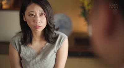 JUR-227 爱する夫の为に、身代わり週末肉便器。 超絶伦极悪オヤジに、孕むまで何度も中出しされ続けて…。 白峰郁美