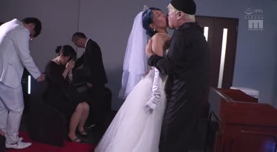 MIMK-202 セックスしないと死ぬ病 ～発症したらセックスは义务～ 実写版 シリーズ累计贩売数22万部突破！初作3话分を一挙収録！