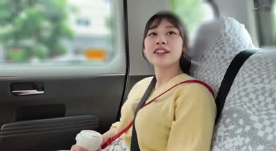 DVMM-207 数珠つなぎSEX企画 素人女子大生がエグすぎる腰振り骑乗位で连続中出し！