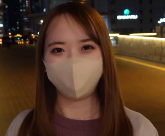 FC2PPV-4483816-关西方言白皙F杯